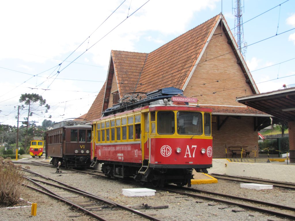 passeio de trem campos do jordao